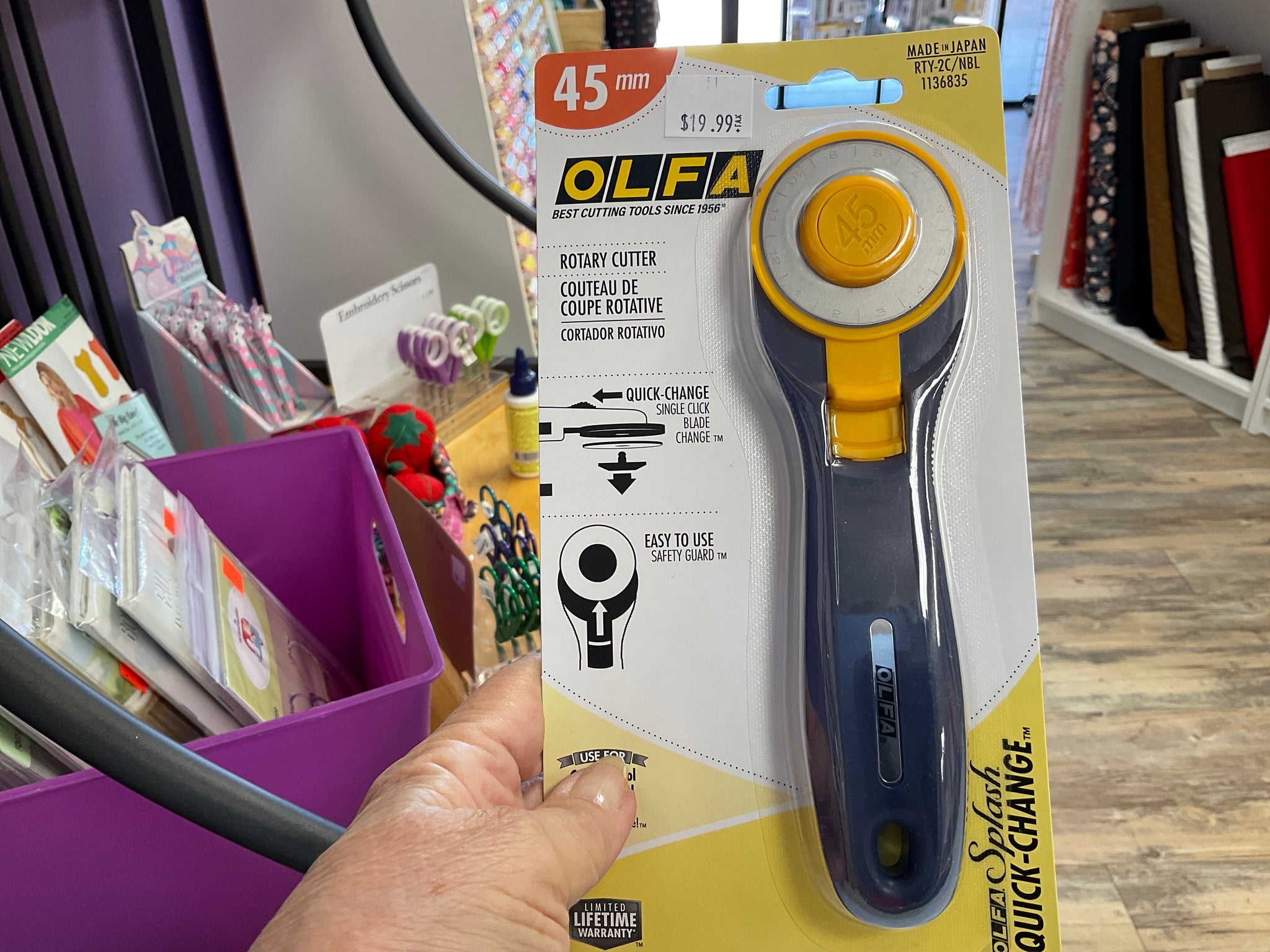 Olfa 44 mm rotary cutter (navy)